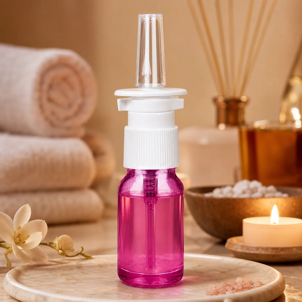 10ml Nasensprayflasche weiß/transparent Standard PurpleLine. UT18/10 Violette 10ml Pumpflasche mit transparentem Glas und weißem Sprühventil für Nasalprodukte