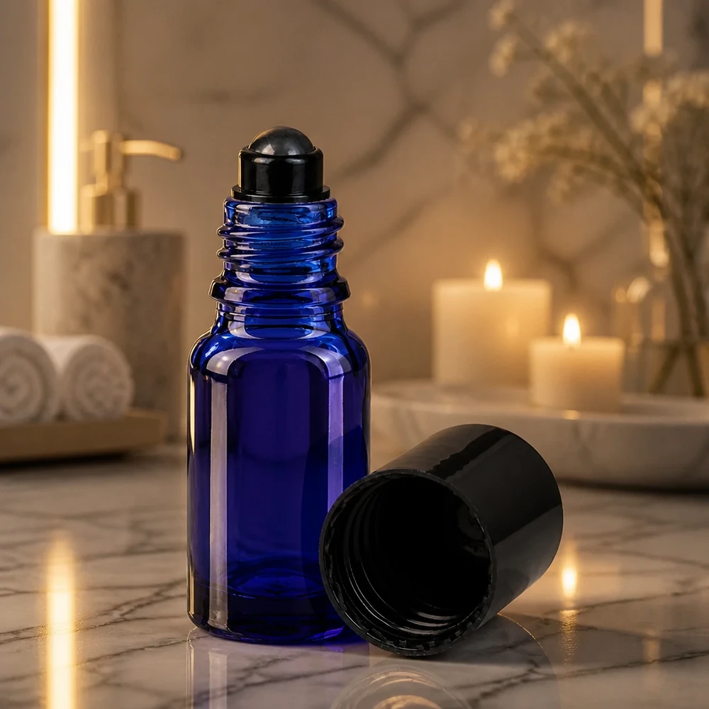 Apothekenflasche blau 10ml Roll-On Verschluss schwarz Kompakte 10ml blaue Glasflasche mit schwarzem Roller für Reisegröße Körperpflege Produkte