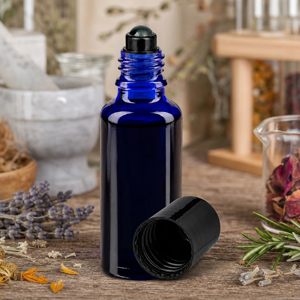 Blaue 30ml Apotheker Rollflasche mit schwarzer Applikatorkugel für Parfum und Aromaöle