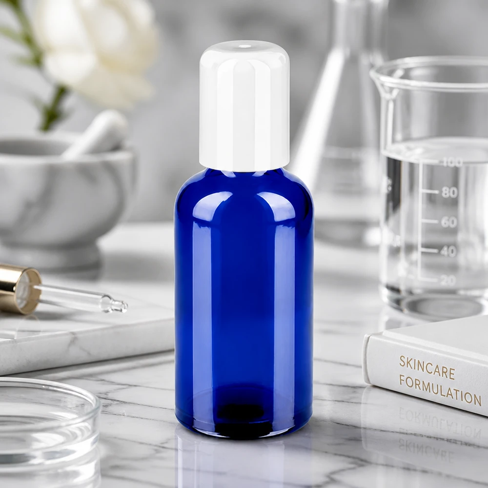 50ml Roll-On Flasche weiß Standardverschluss BlueLine UT18/50 Blaue Apothekerflasche 50ml mit Roll-On Funktion für hygienische und kontrollierte Wirkstoff-Anwendung
