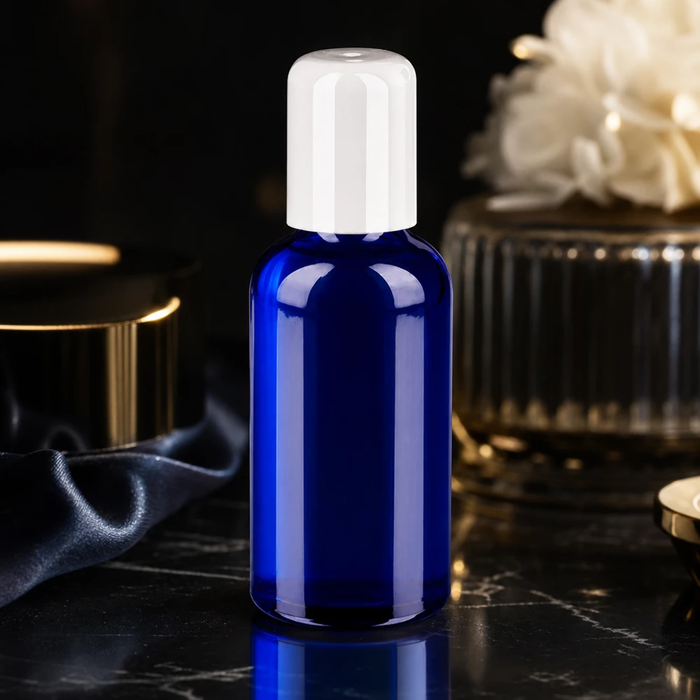 50ml Roll-On Flasche weiß Standardverschluss BlueLine UT18/50 Moderne Roll-On Glasflasche 50ml in brillantem Blau für einfache Dosierung und Anwendung