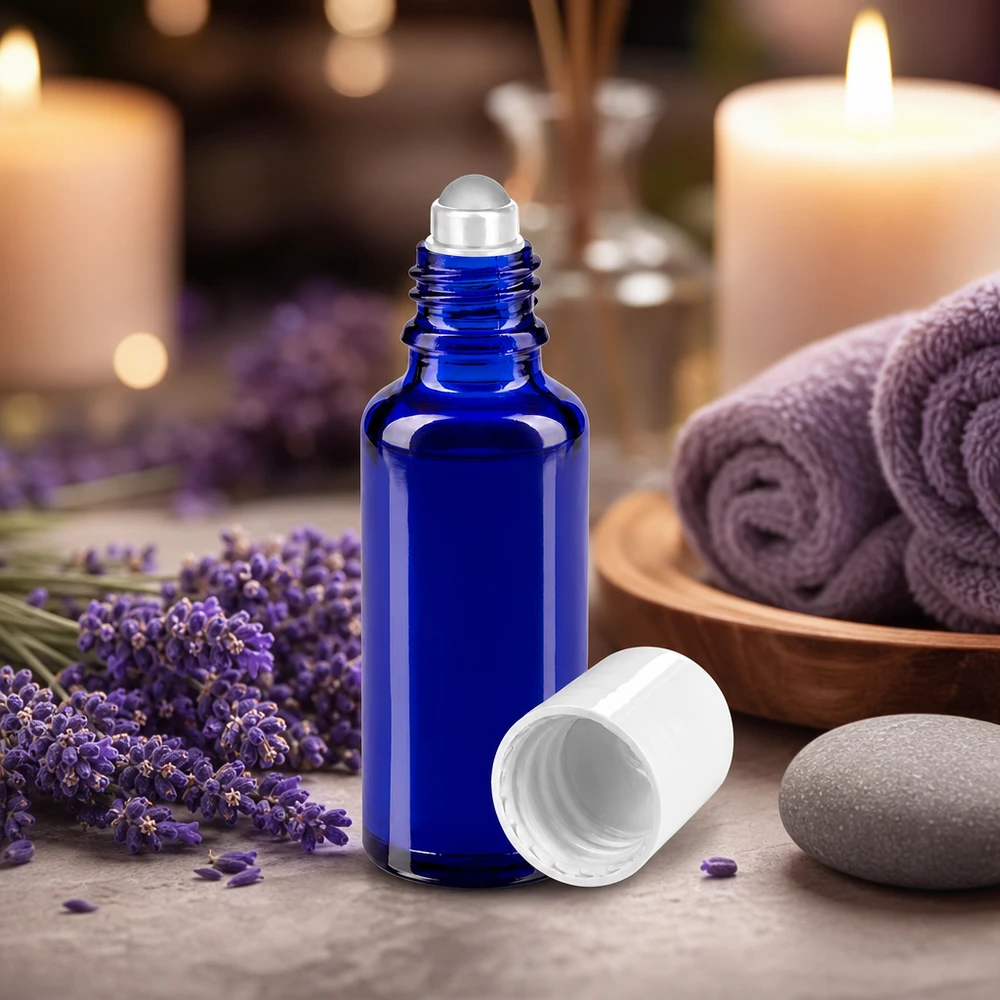 Blaue Roll-On Applikatorflasche 30ml aus UV-Schutzglas mit weißem Kunststoffdeckel