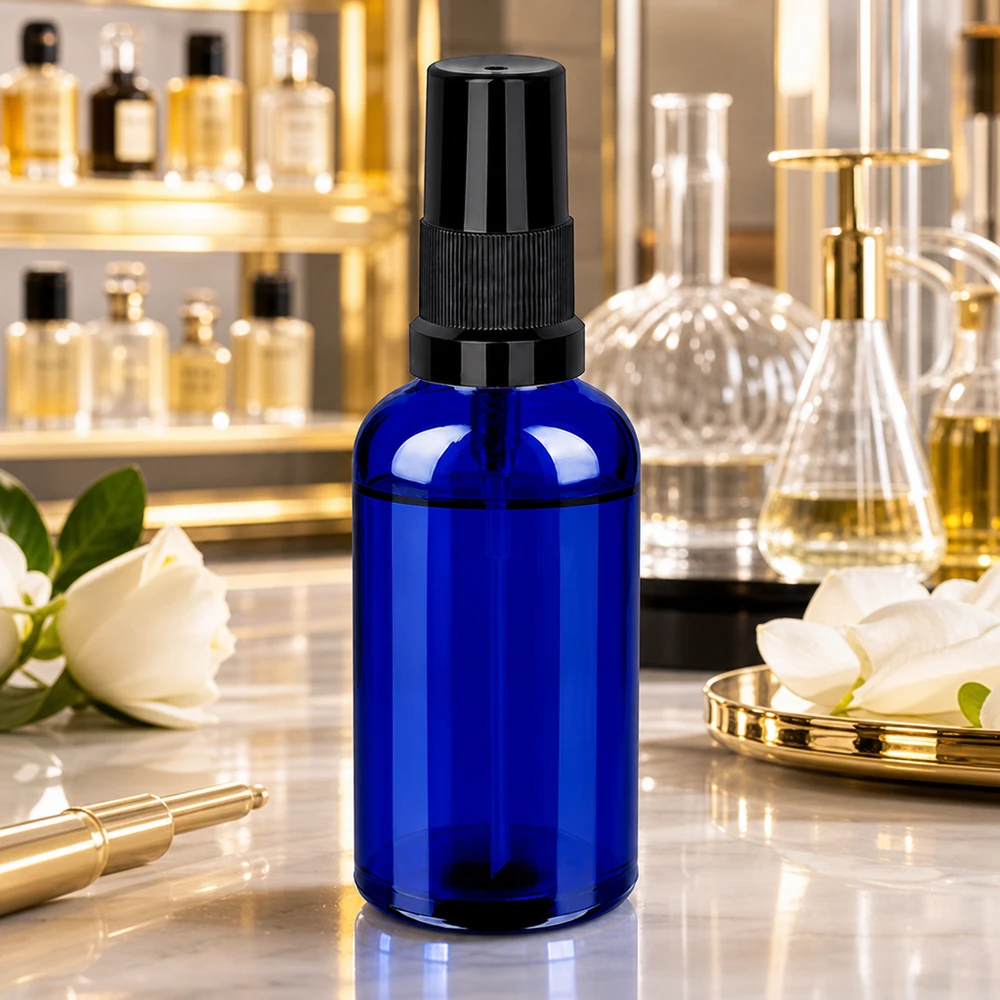 Hochwertige 50ml BlueLine Sprayflasche mit lichtschützendem Glas und ergonomischem Design
