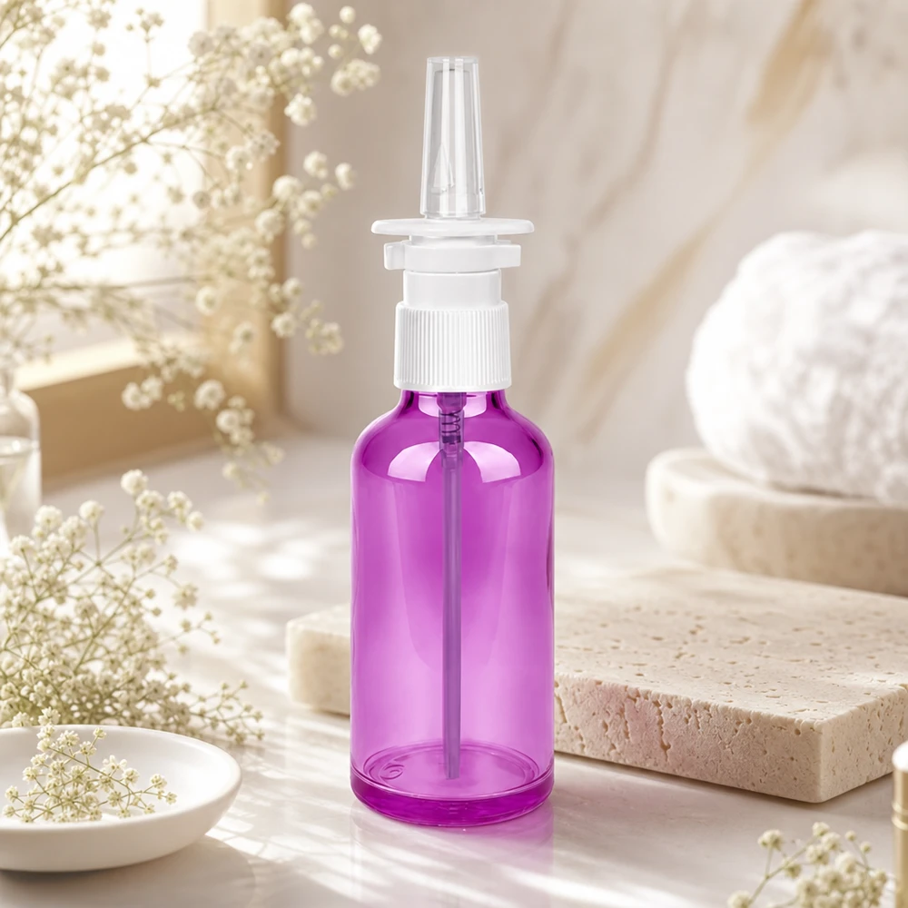 50ml Nasensprayflasche weiß/transparent Standard PurpleLine. UT18/50 Apothekenqualität 50ml Nasensprayflasche lila mit feinem Sprühnebel für sanfte Behandlung